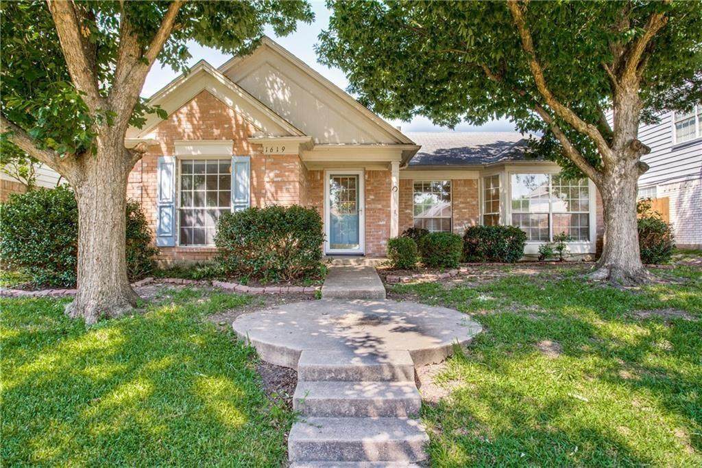 1619 Chapman Street - Photo 1