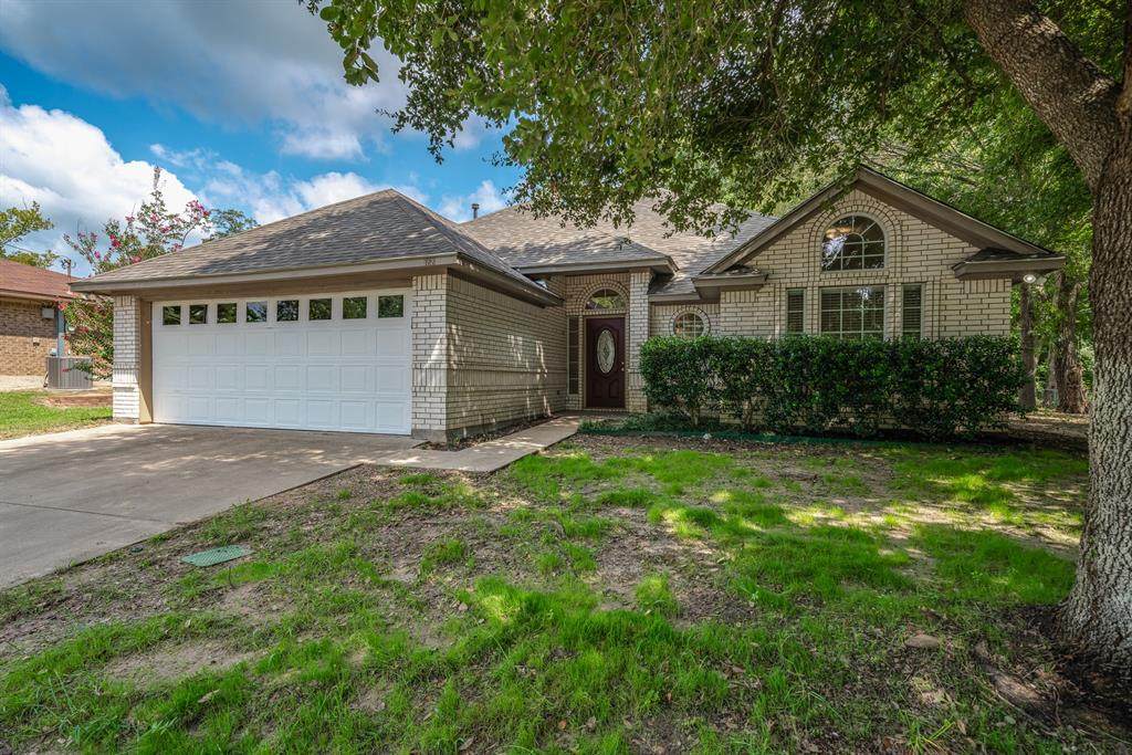 722 Hamlett - Photo 1