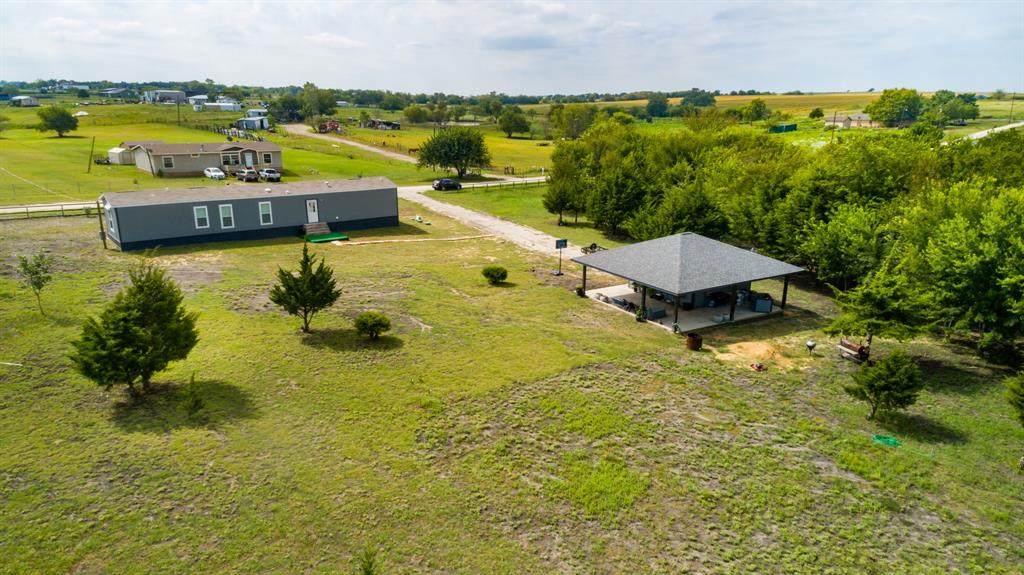 3914 County Road 1081 - Photo 1