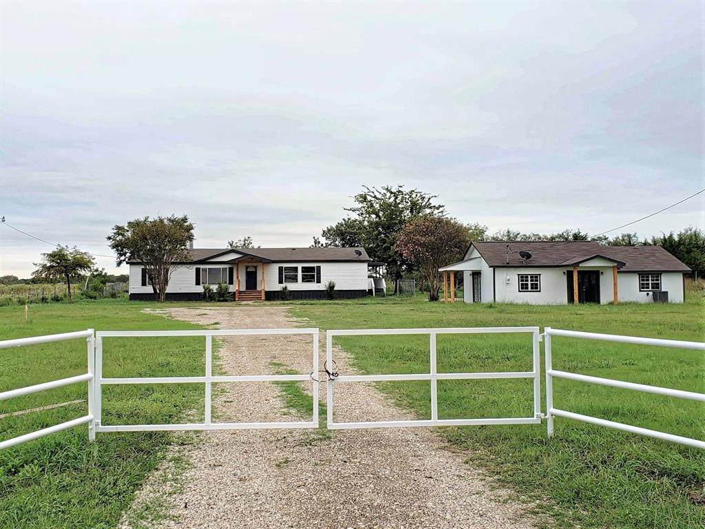 8112 Diane Drive - Photo 1
