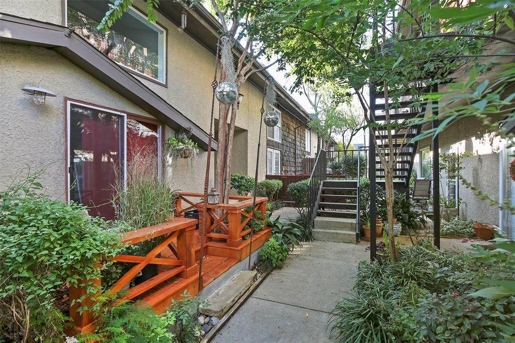 3127 Wycliff Avenue - Photo 1