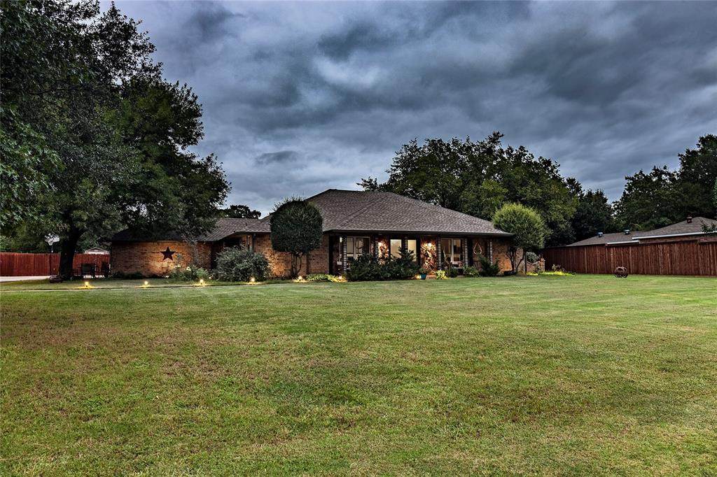 215 Green Ridge Drive - Photo 1