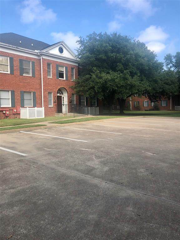 2009 Lamar Boulevard - Photo 1