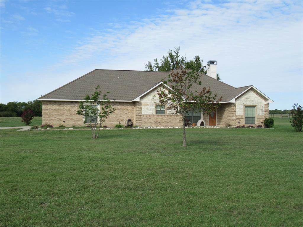 5870 County Road 2592 - Photo 1