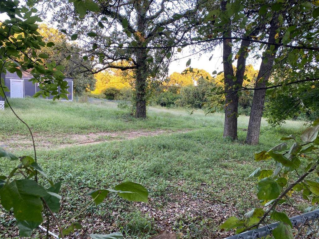 8112 Kiska Street - Photo 1