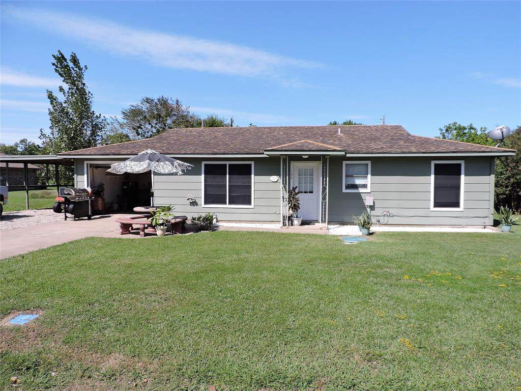 104 Pennant Circle - Photo 1