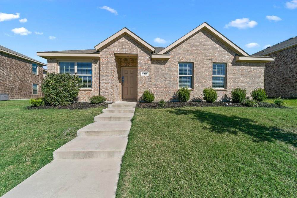 4070 Passage Way - Photo 1