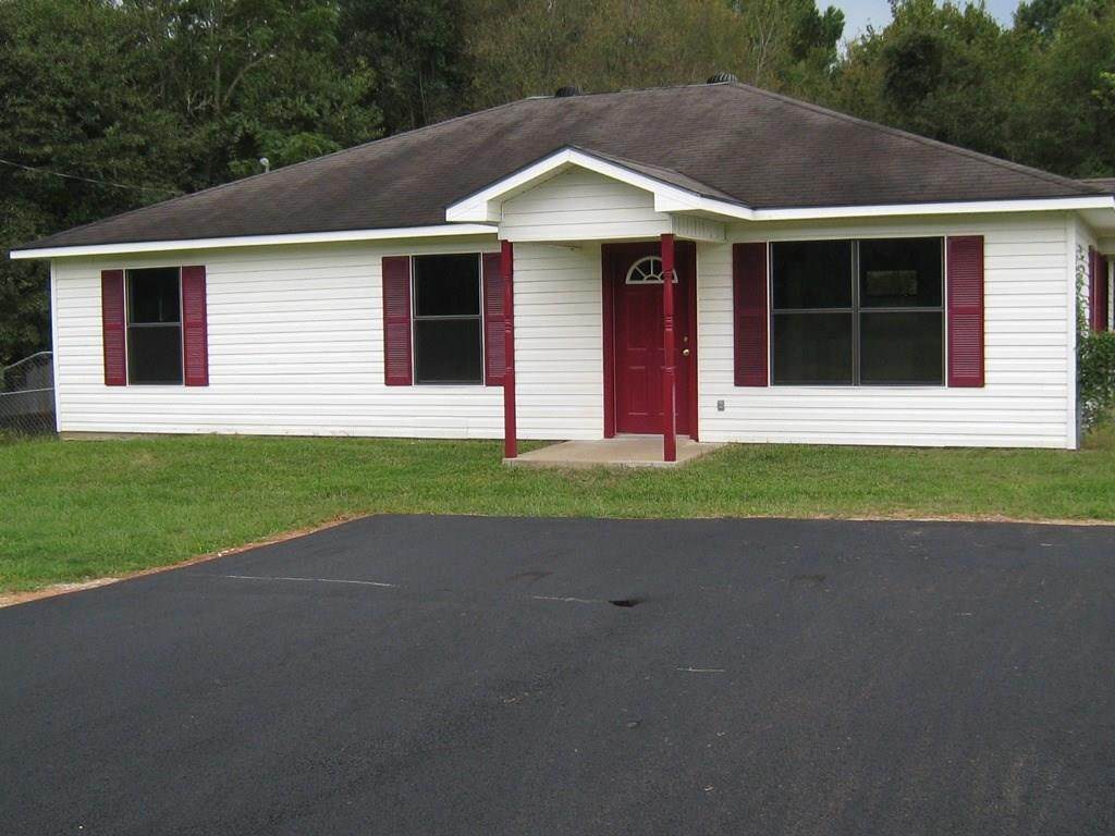 22982 Edgewater Drive - Photo 1