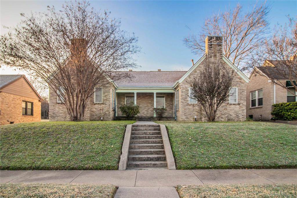4411 Pershing Avenue - Photo 1