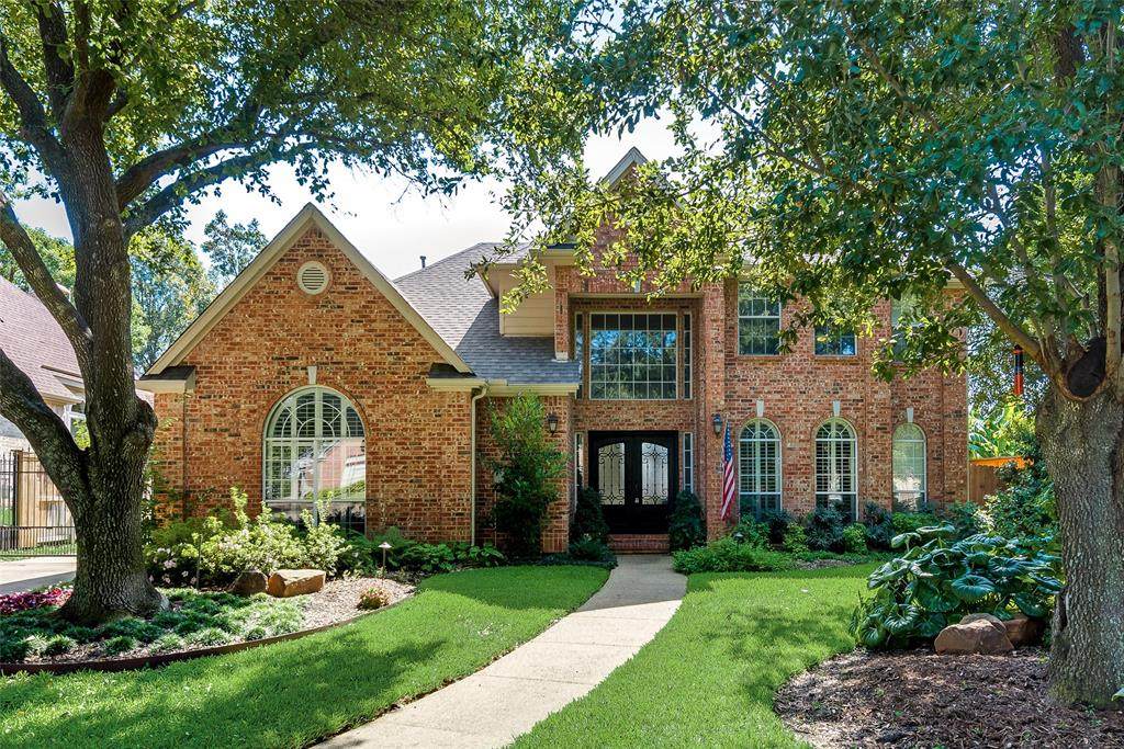 702 Northmeadow Drive - Photo 1