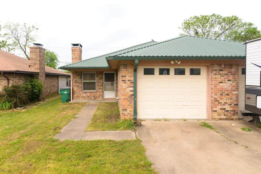 6506 Sayle Street - Photo 1