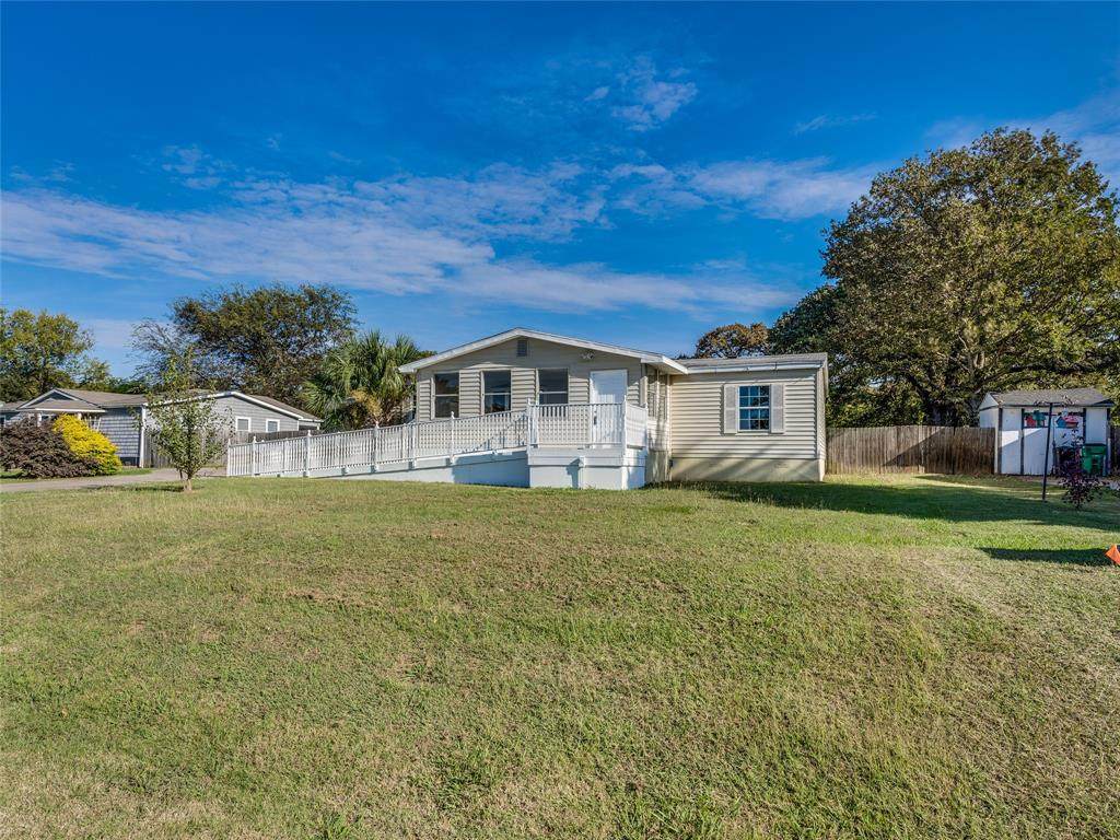 10566 Northlake Circle - Photo 1