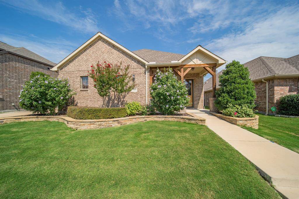 5712 Eagle Mountain Drive - Photo 1