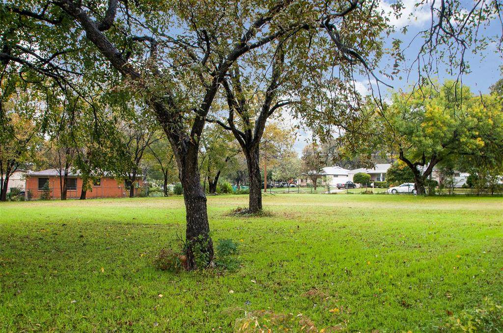 226B Mcgee Drive - Photo 1