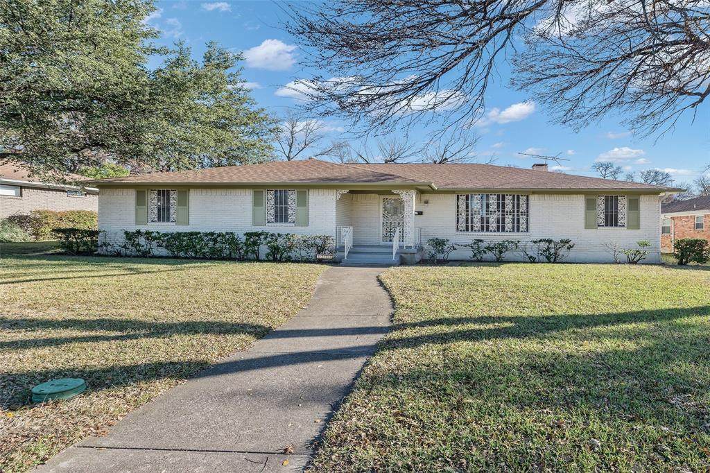 3228 Sharpview Lane - Photo 1