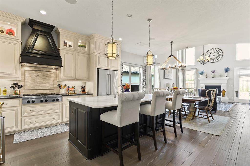 6682 Backstretch Boulevard - Photo 1
