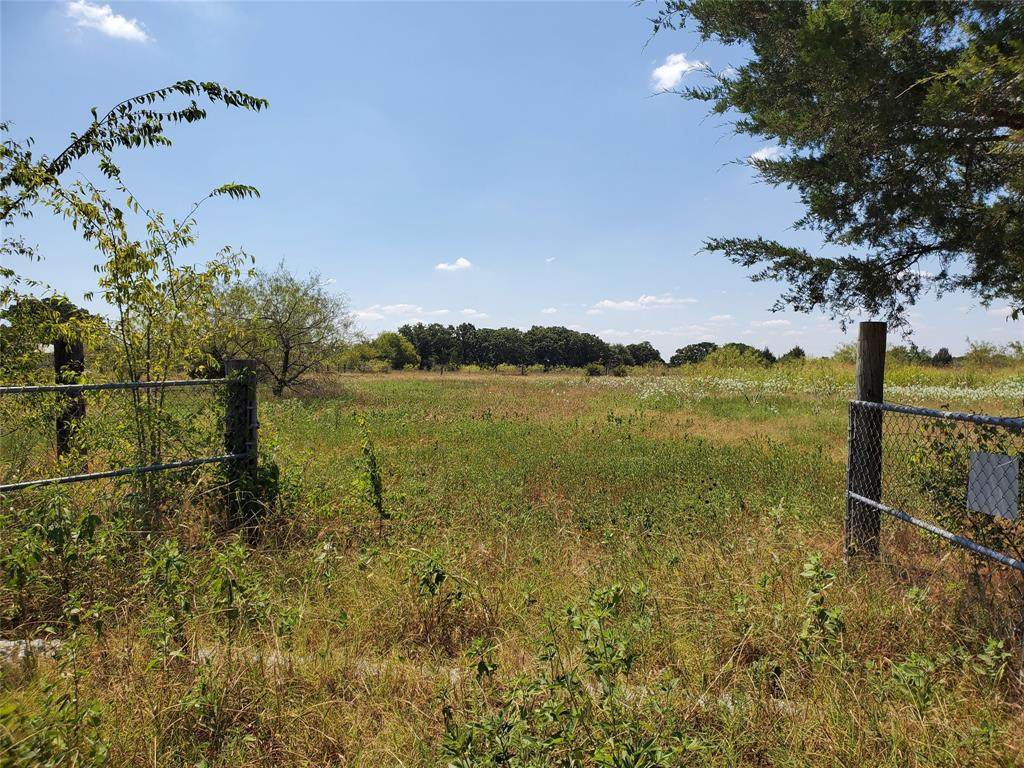 1811 Oak Lane - Photo 1