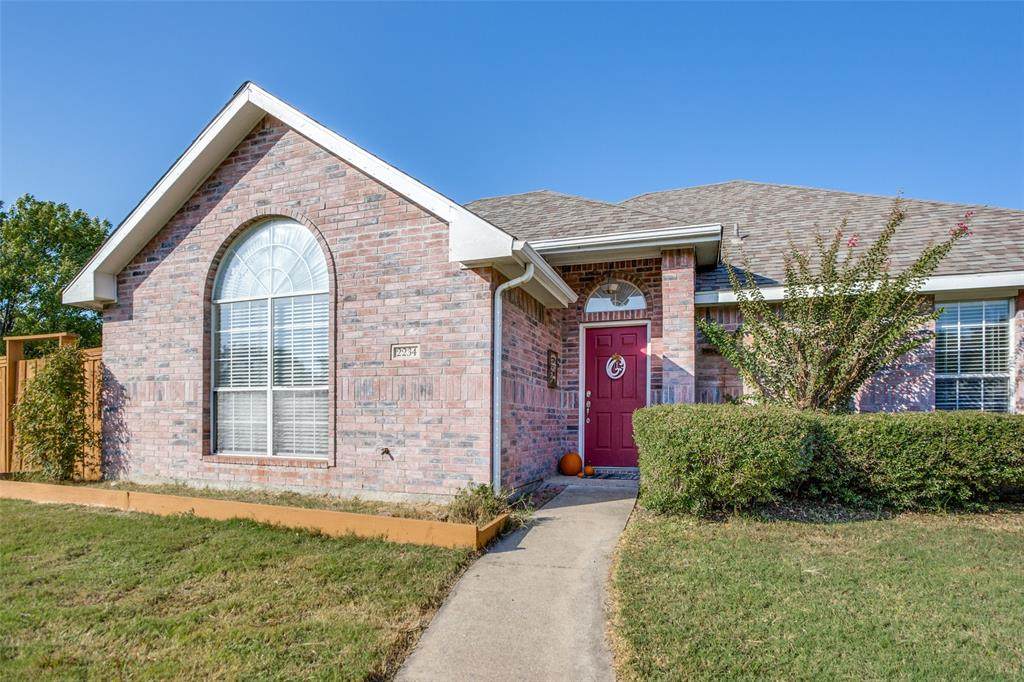 2234 Brookview Drive - Photo 1