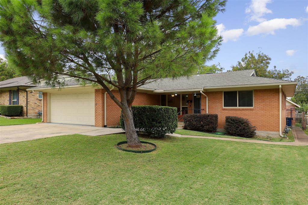 3517 Burlingdell Avenue - Photo 1