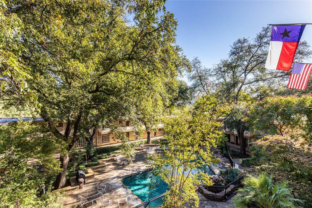 2525 Turtle Creek Blvd - Photo 1