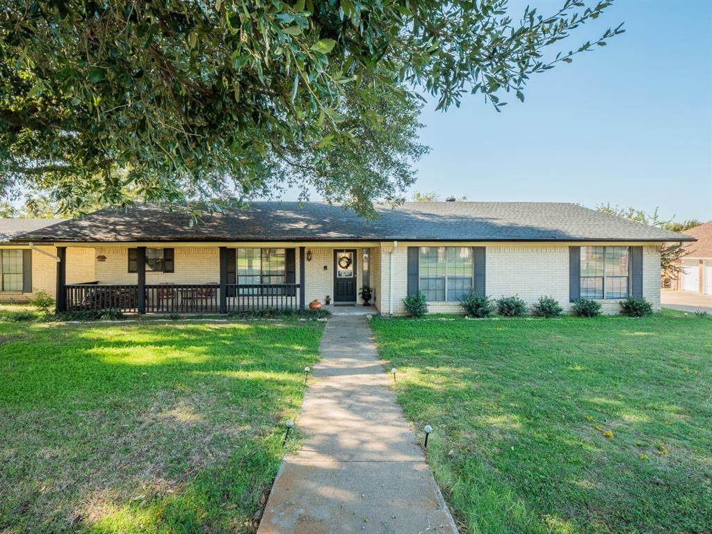 9012 Bontura Road - Photo 1