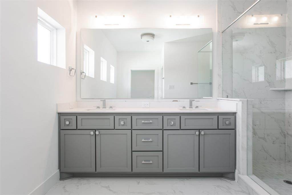 2249 Bird Street - Photo 1