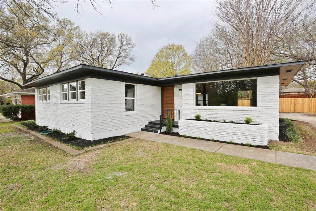 9911 Lake Highlands Drive - Photo 1