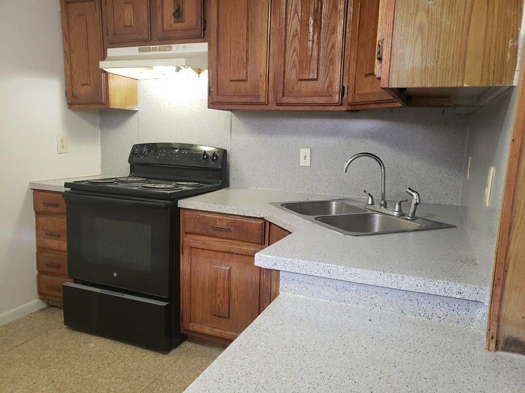 833 Ewing Avenue - Photo 1