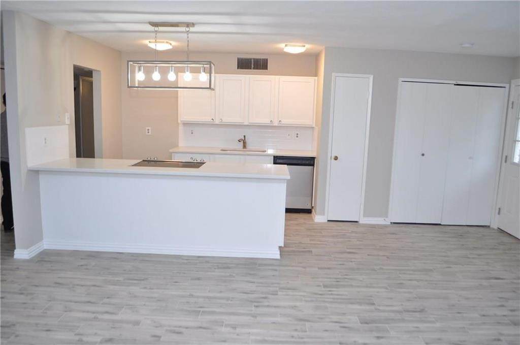 518 Fairhaven Drive - Photo 1