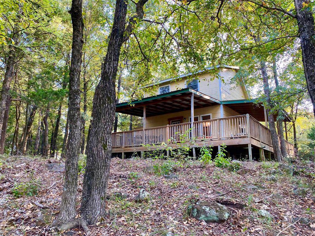 215 Easy Street - Photo 1