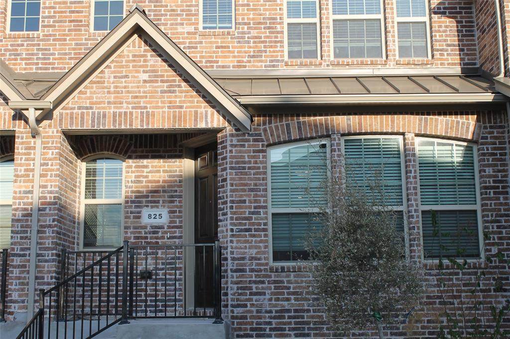 825 Ben Lane - Photo 1