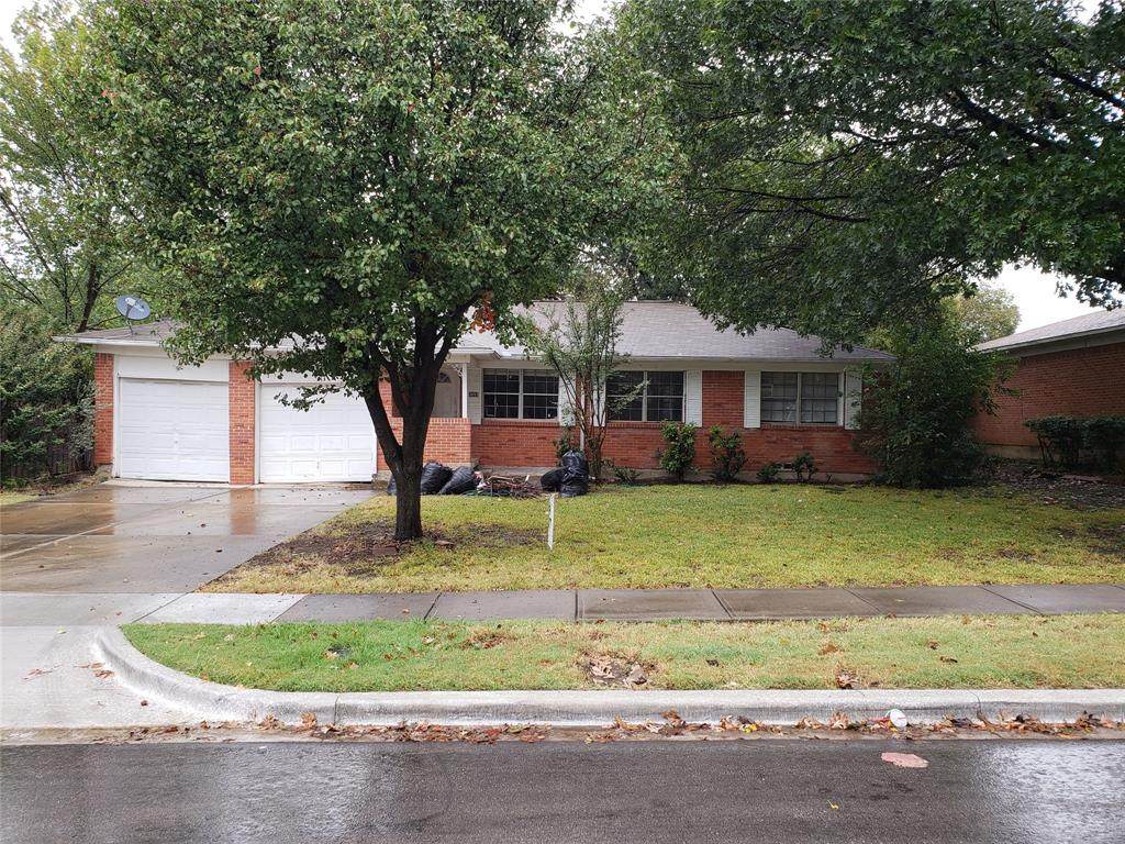 3053 Mark Twain Drive - Photo 1