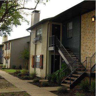 1325 Tennis Drive - Photo 1