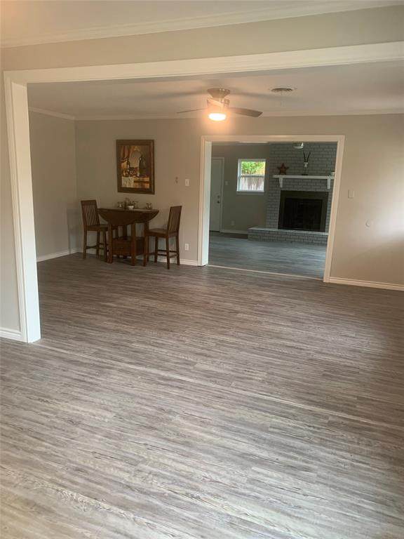 222 Hillcrest Drive - Photo 1