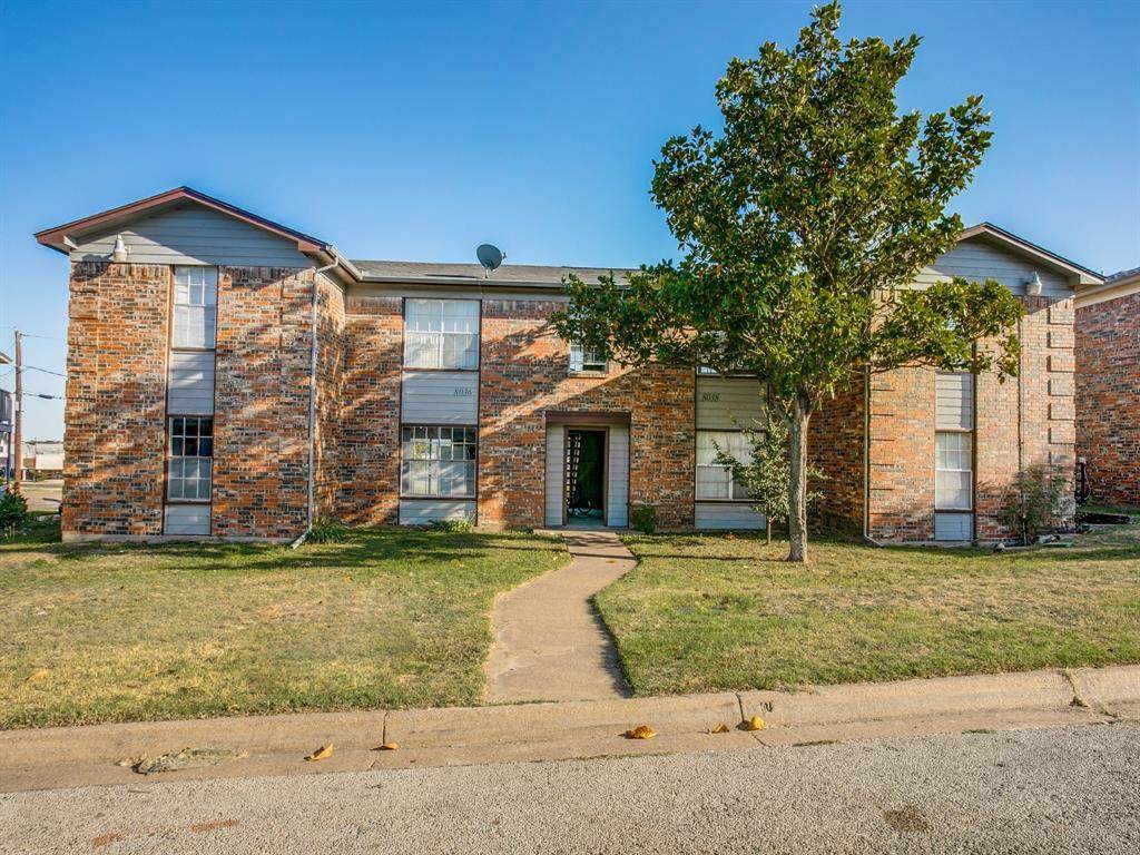 8038 Cambridge Circle - Photo 1