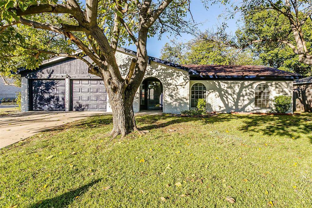4301 Aspen Way - Photo 1