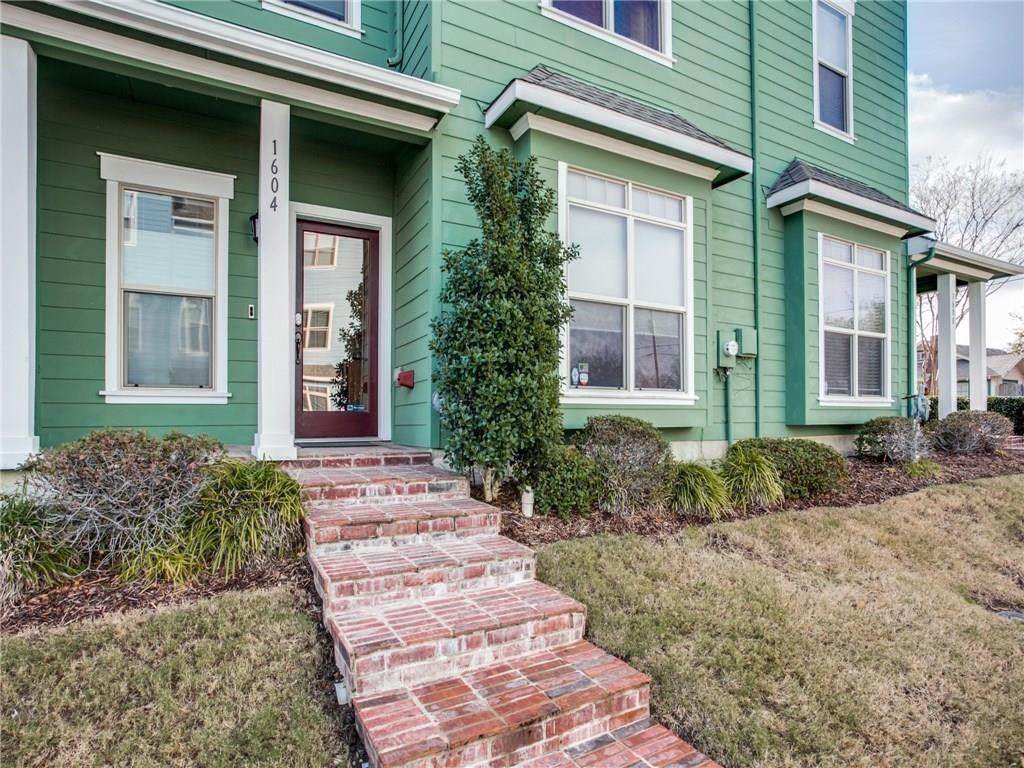 1604 Carpenter Drive - Photo 1