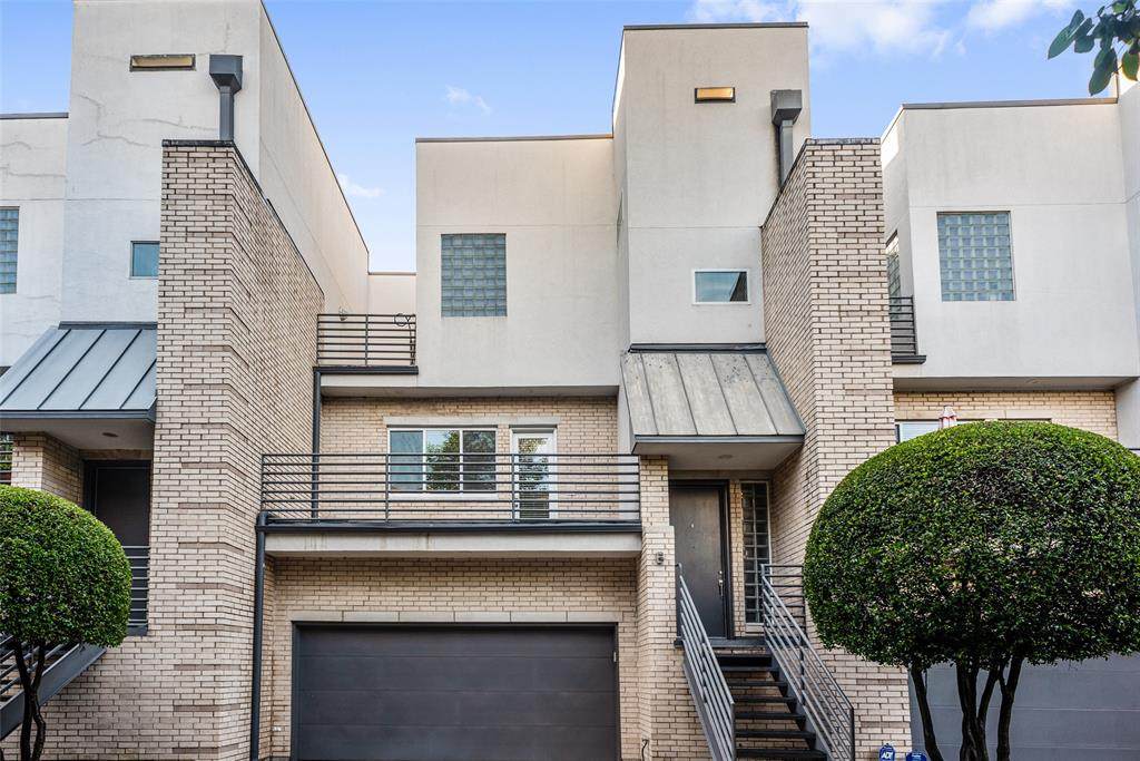3925 Gilbert Avenue - Photo 1