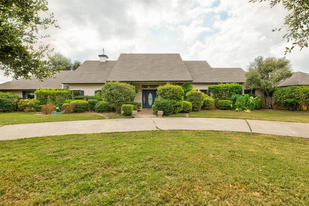 9217 County Road 1128 - Photo 1