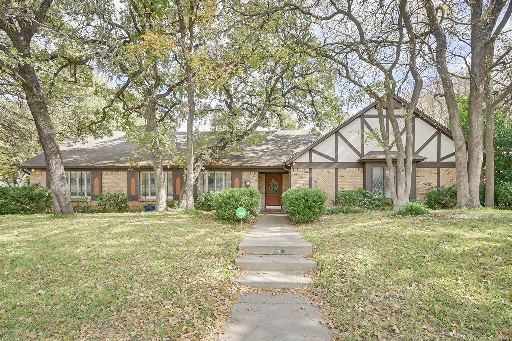 513 Highwoods Trail - Photo 1