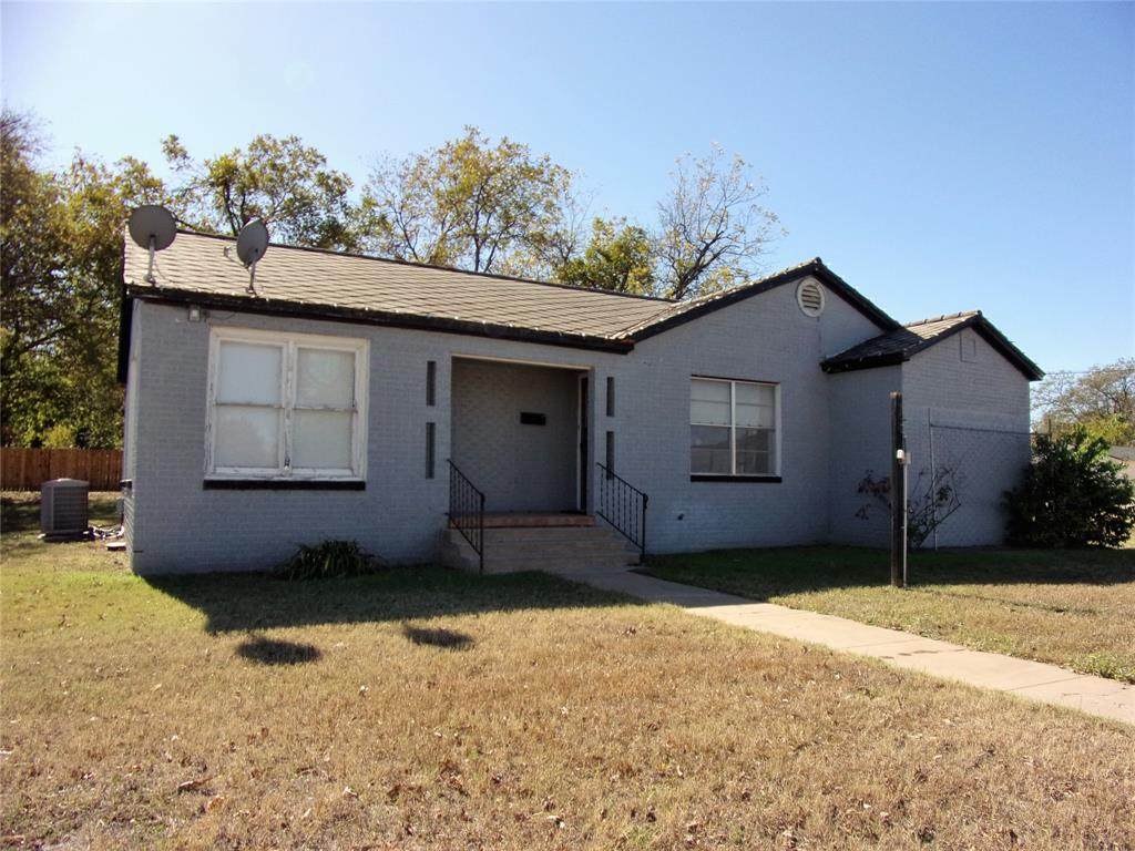 1107 Wallace Street - Photo 1