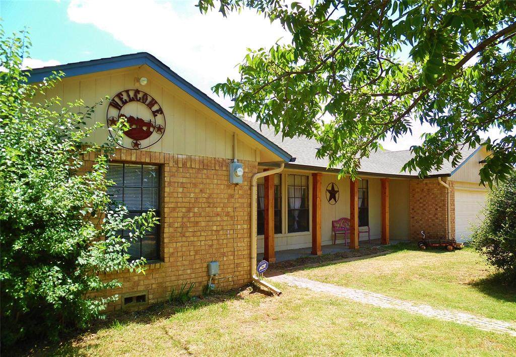 1000 Stadium Drive - Photo 1