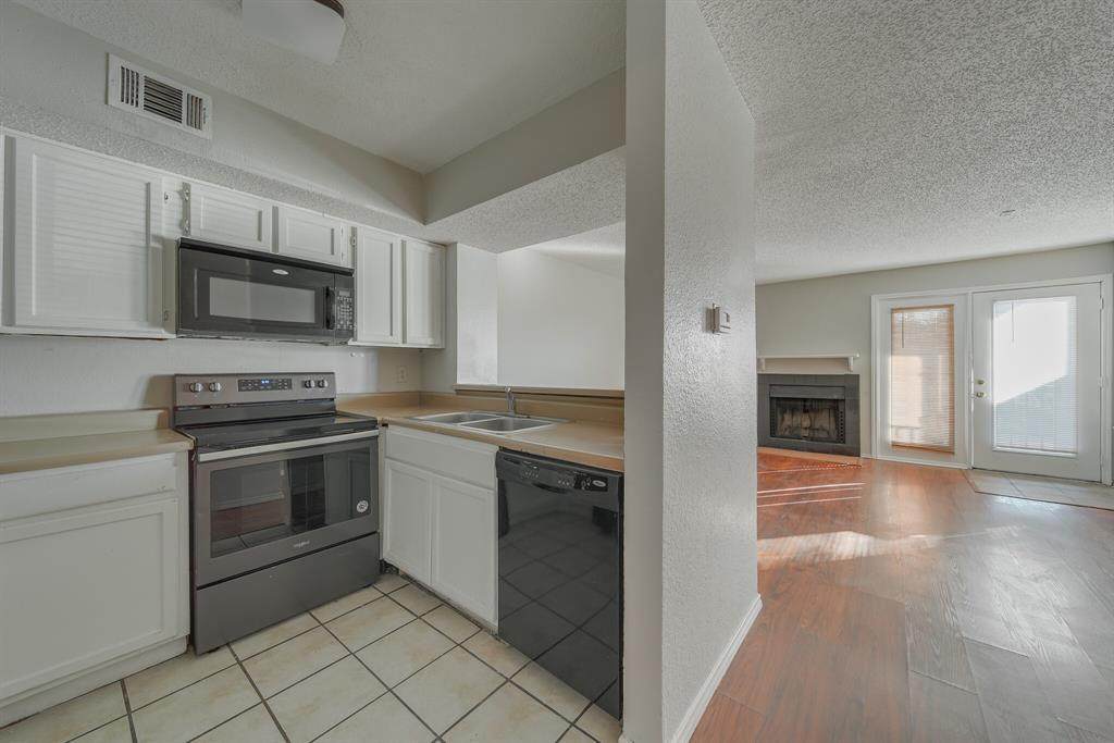 9819 Walnut Street - Photo 1