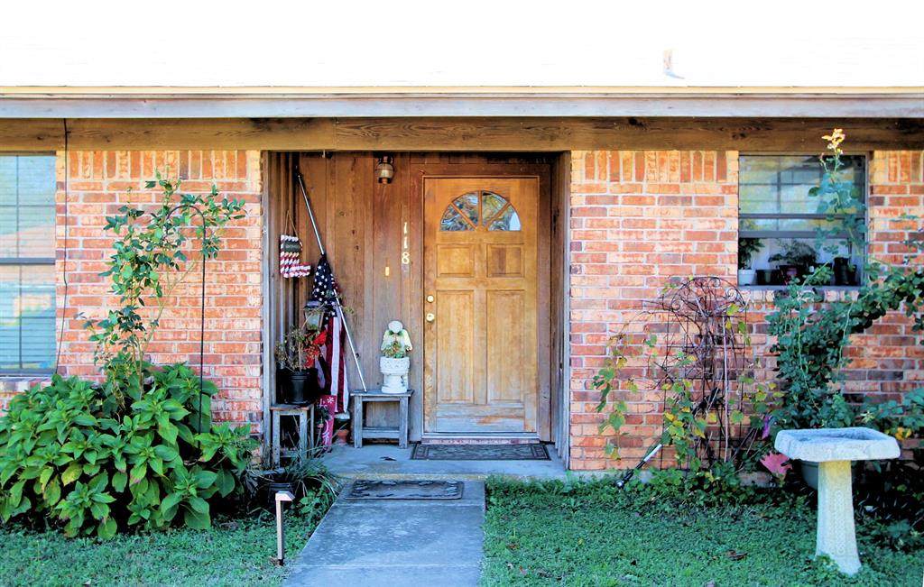 118 Pecos Street - Photo 1