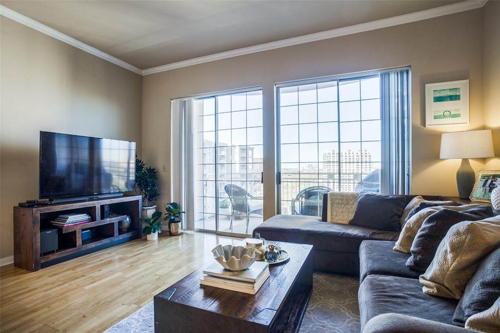 3225 Turtle Creek Boulevard - Photo 1