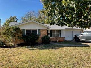2826 S Willis - Photo 1