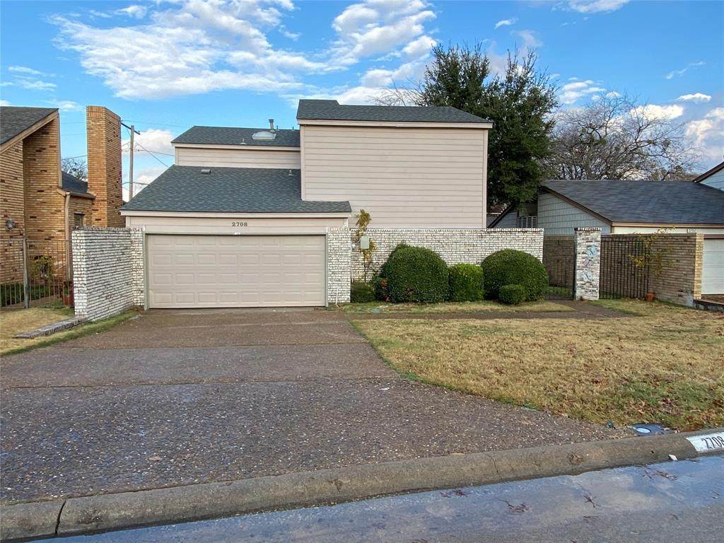 2708 Pinery Lane - Photo 1