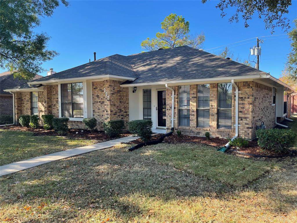 337 Lakewood Court - Photo 1