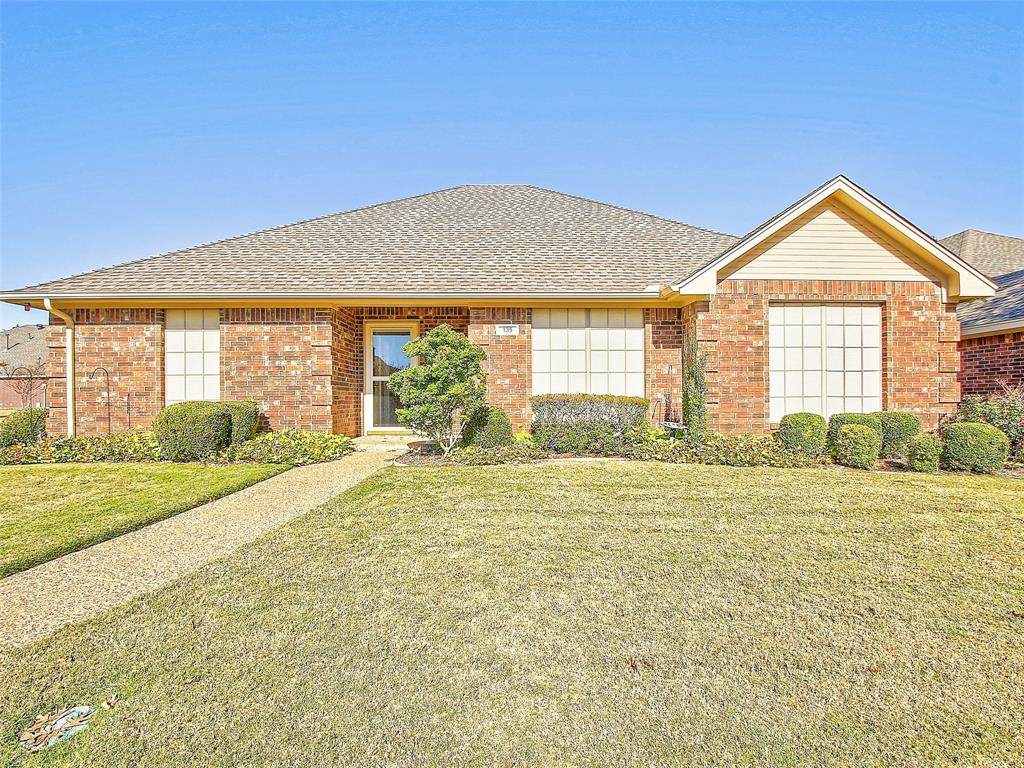 135 Crestridge Drive - Photo 1