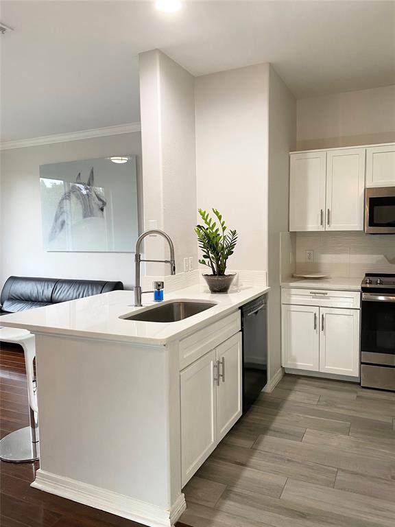 330 Las Colinas Boulevard - Photo 1